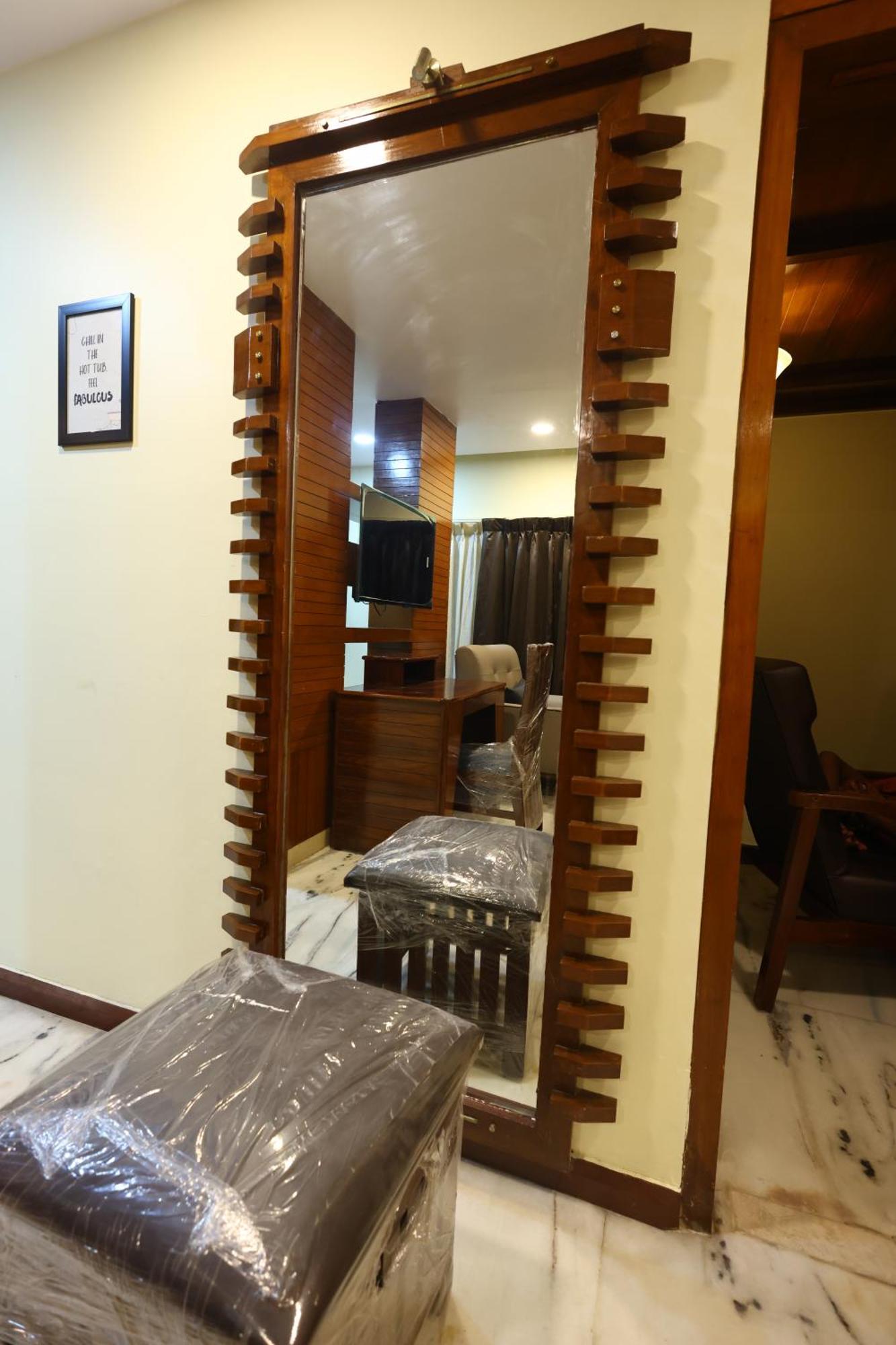 Lj Dadi'S Grand Hotel Visakhapatnam Luaran gambar