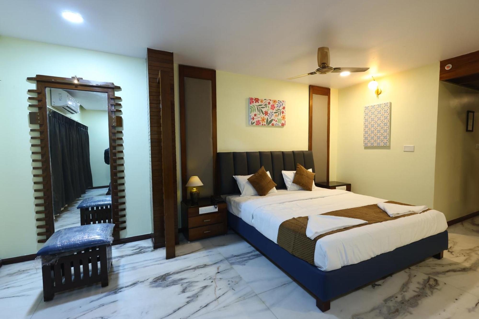 Lj Dadi'S Grand Hotel Visakhapatnam Luaran gambar