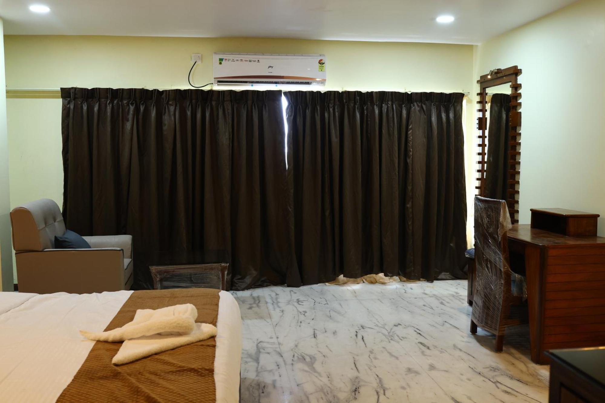Lj Dadi'S Grand Hotel Visakhapatnam Luaran gambar