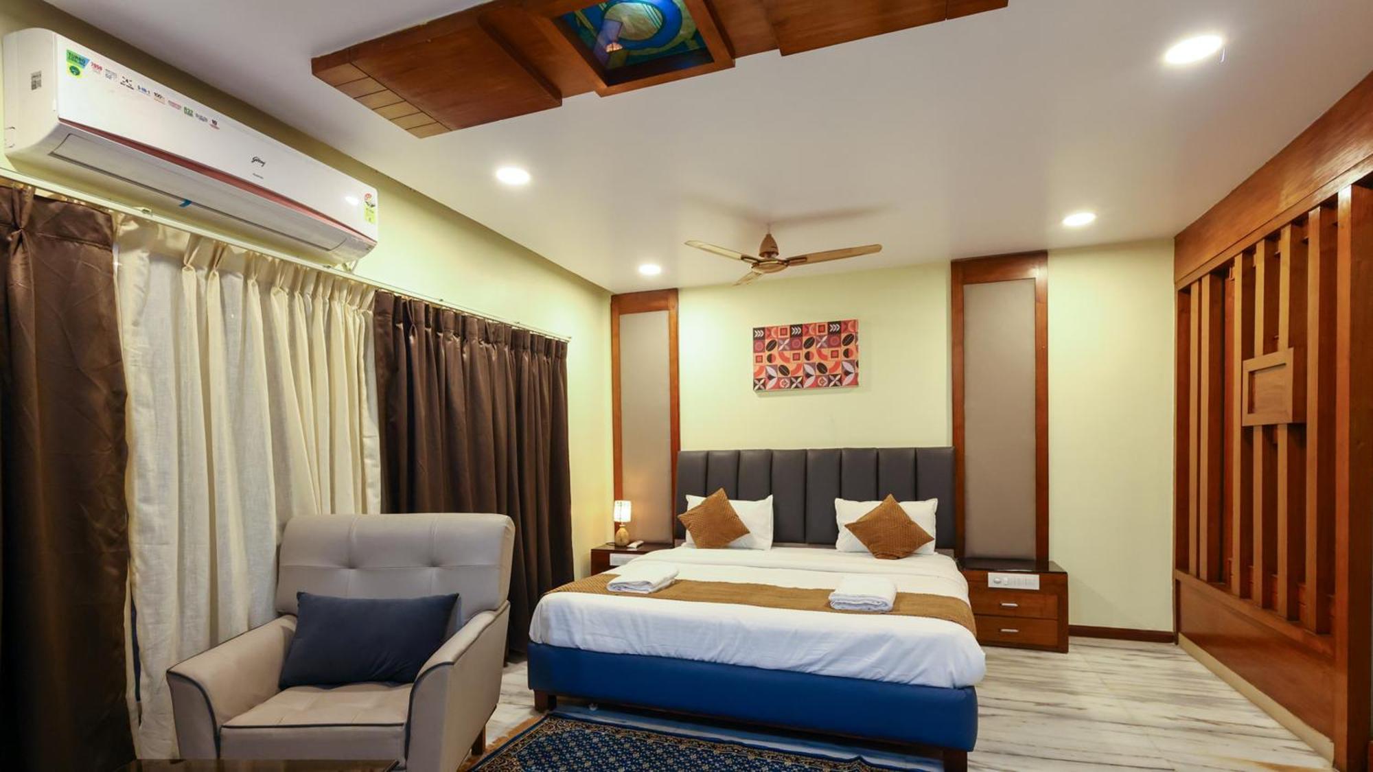 Lj Dadi'S Grand Hotel Visakhapatnam Luaran gambar